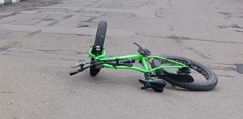 На Львівщині водій буса збив 48-річного велосипедиста
