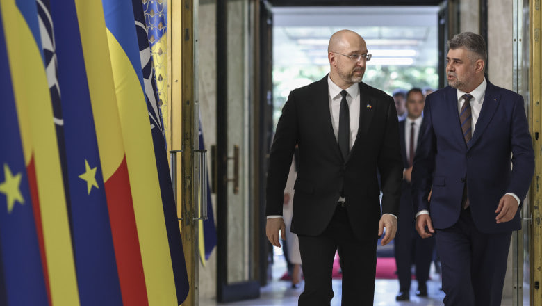 Прем'єр-міністр Румунії закликав забезпечити існування "молдовської мови" в українській освіті