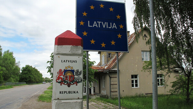 У Латвії планують збільшення видатків на українських біженців
