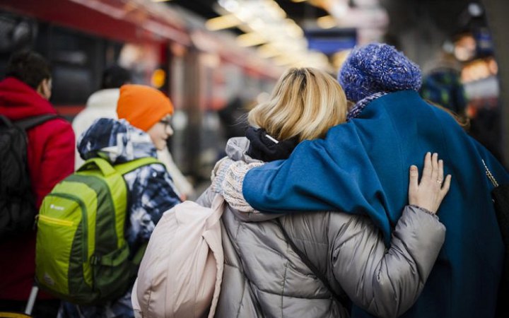 Єврокомісія планує продовжити тимчасовий захист для українців до 2025 року