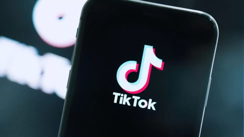 ЄС попередив соцмережу TikTok щодо поширення фейків після нападу угруповання ХАМАС на Ізраїль 