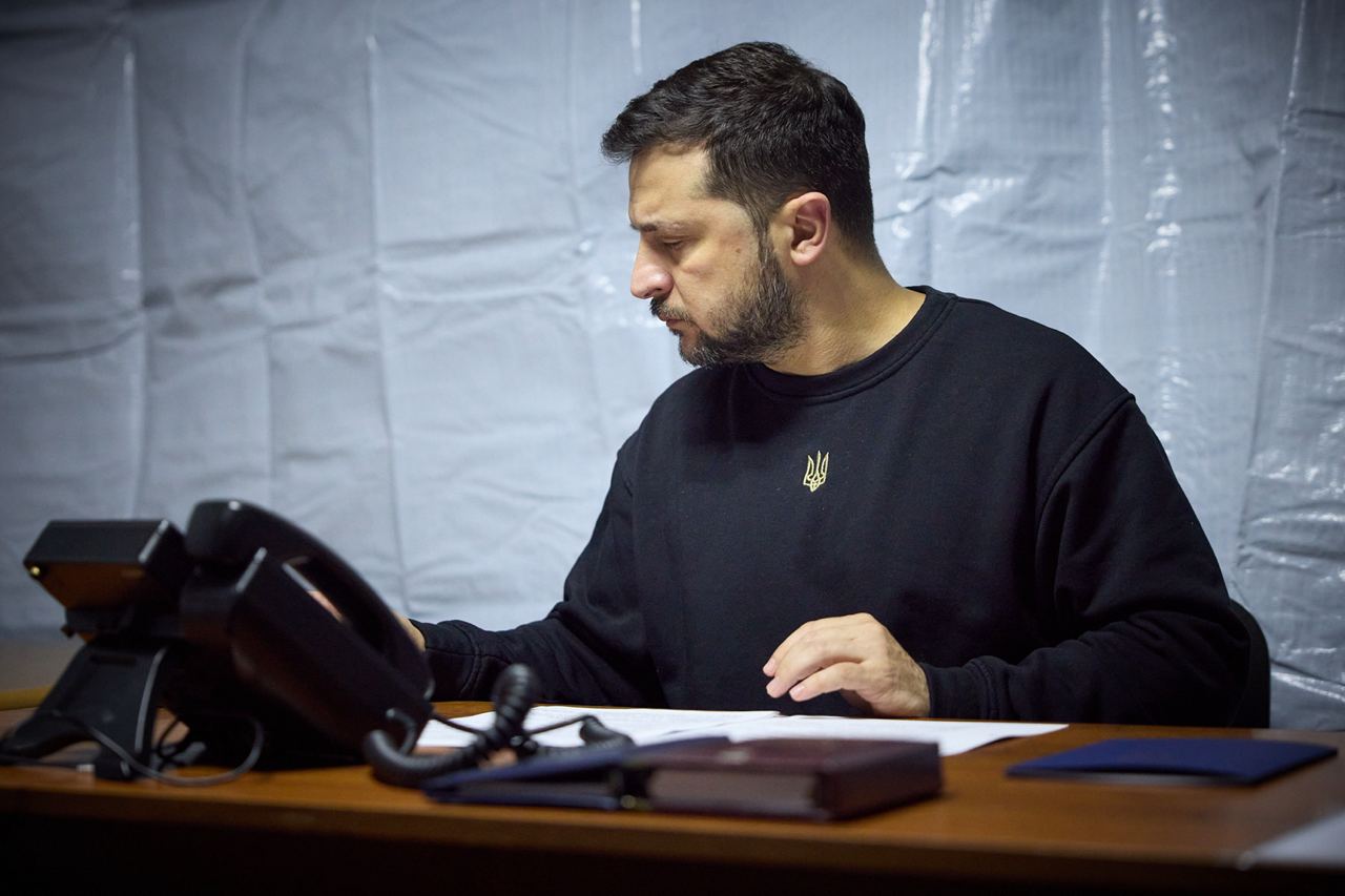 Зеленський та Шольц обговорили ситуацію на Авдіївському напрямку