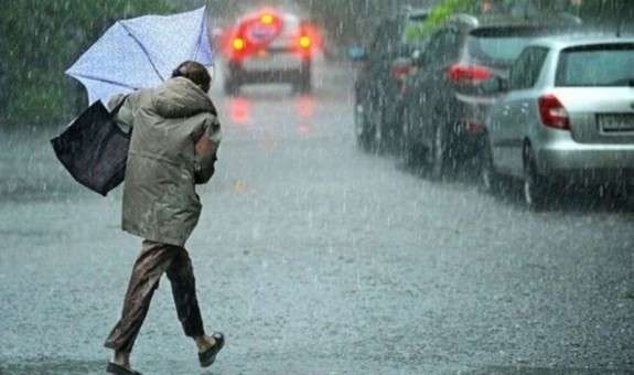 В Україні прогнозують шквальний вітер, подекуди дощ