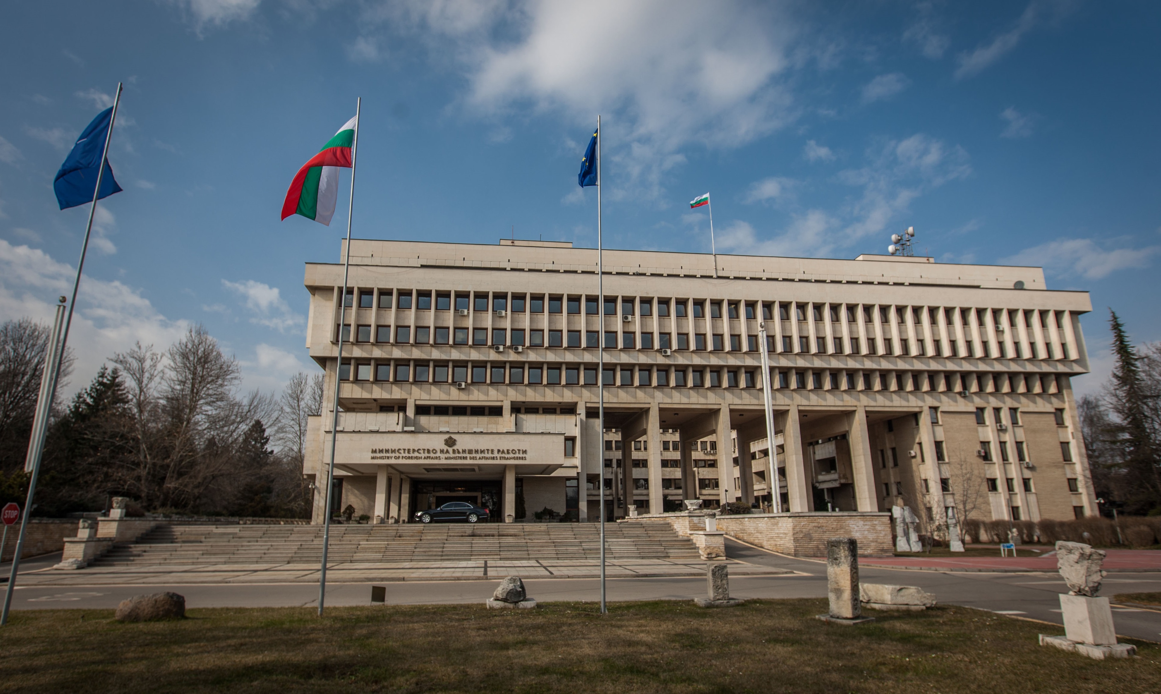 Болгарія погодилася відкрити повітряний простір для літака Лаврова