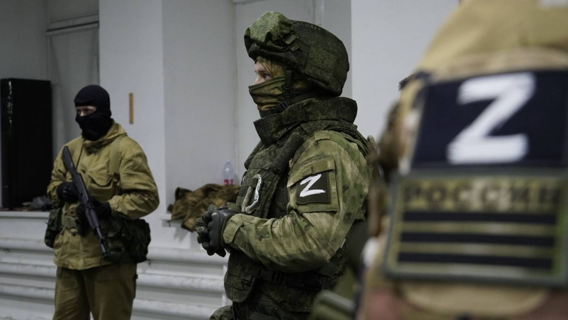 На Запоріжжі загарбники складають реєстр тих, хто не взяв паспорт рф