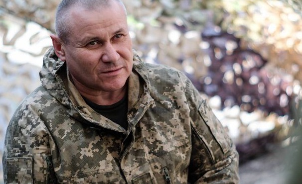 Українські військові згортають деякі операції через брак іноземної допомоги - Тарнавський