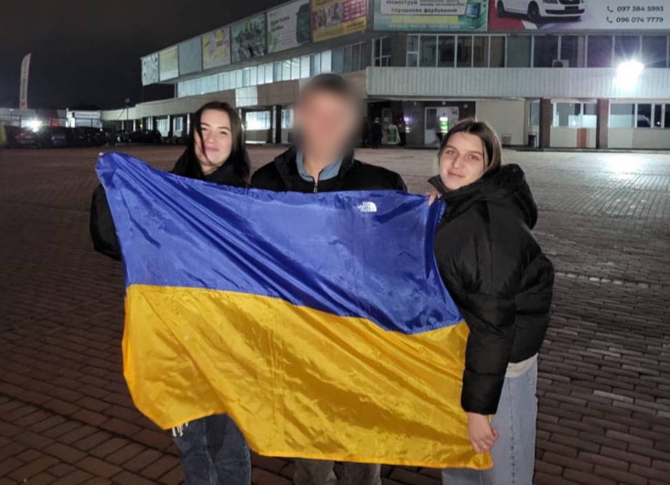 Україна повернула з окупованої території 17-річного хлопця