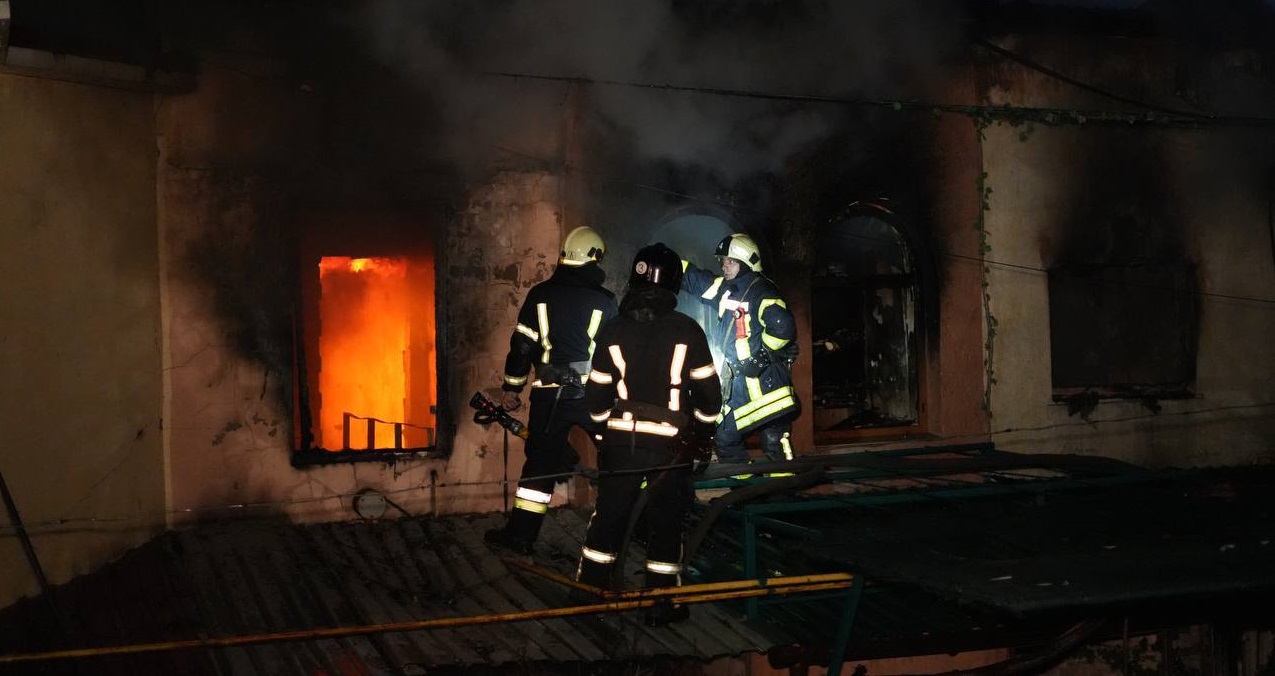 У передмісті Одеси внаслідок падіння збитого дрона загинула одна людина