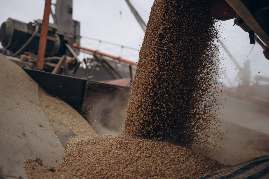За 2023 рік окупанти вивезли з окупованих територій близько 5 млн тонн українського зерна
