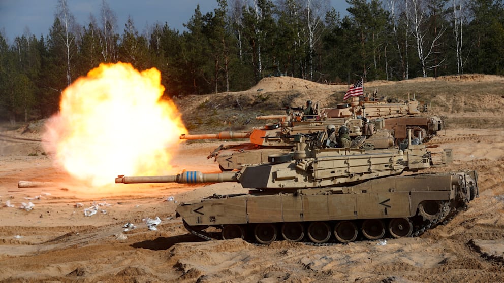 НАТО організує навчання за участі 90 тисяч солдатів за сценарієм нападу РФ
