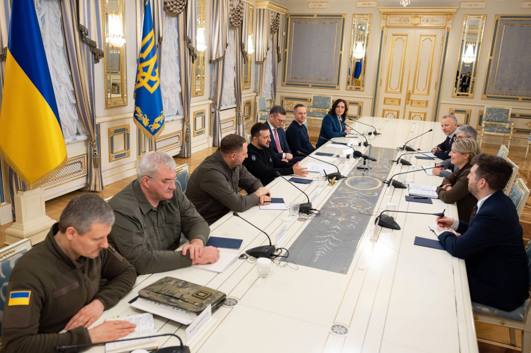 Зеленський зустрівся з главою МЗС Канади