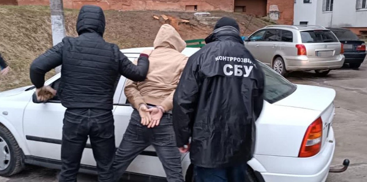 СБУ затримала колаборанта, який допомагав окупантам ув'язнювати українців на ТОТ