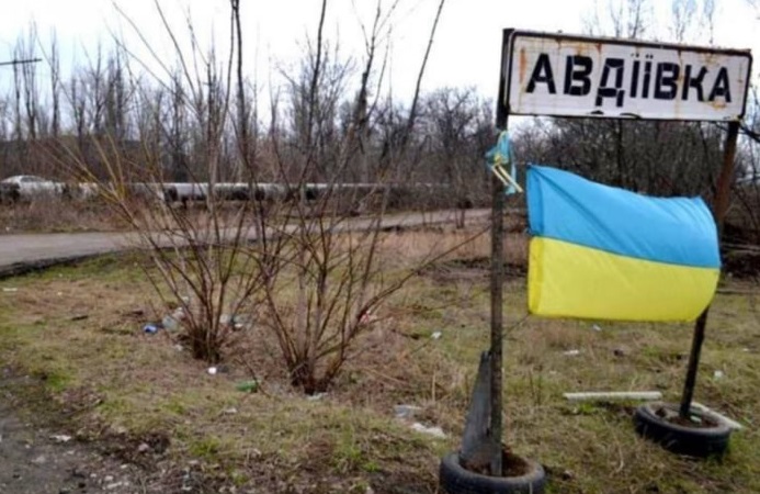 Росіяни завдали два ракетні удари по Авдіївці: загинула жінка