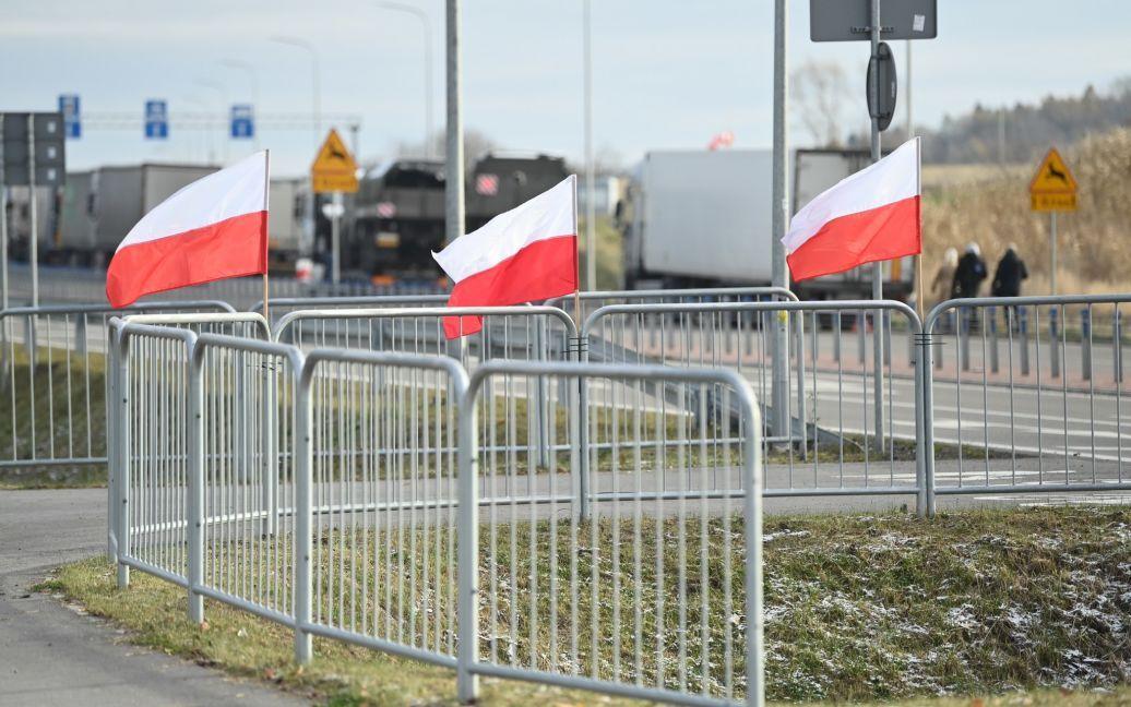 У пункті пропуску "Шегині-Медика" на кордоні з Польщею відновили рух вантажівок