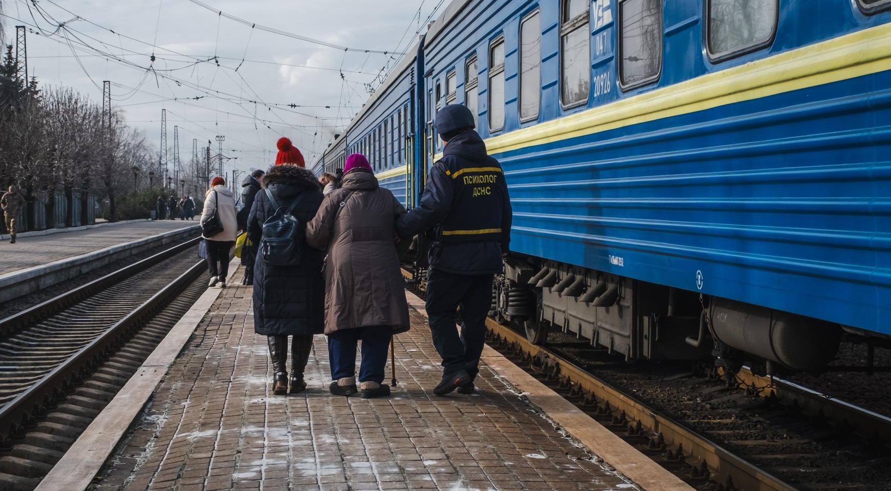 З Донеччини евакуювали ще 129 цивільних: з них 33 дитини