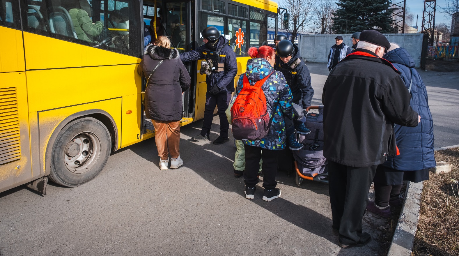 Із Донеччини евакуювали ще 14 дітей