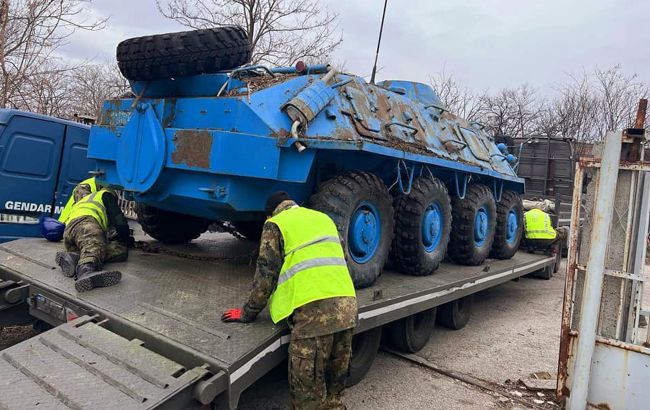 Болгарія розпочала відправку БТРів до України