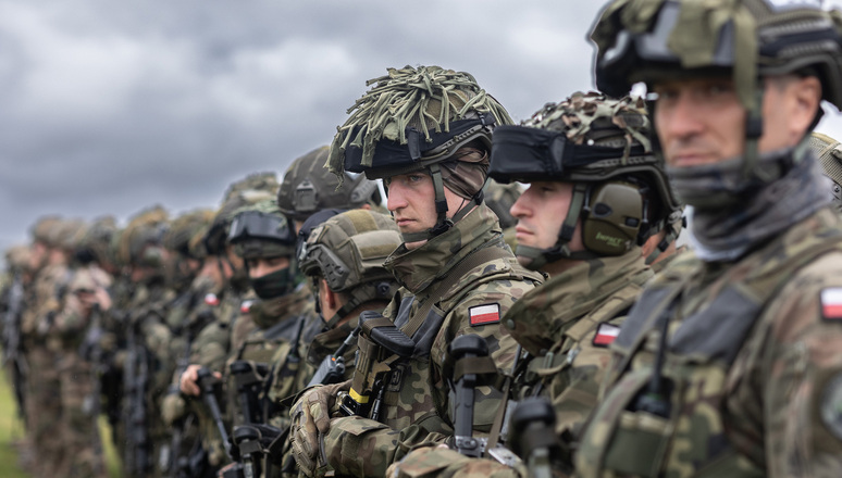 У Польщі зростає підтримка участі польських військ у війні в Україні