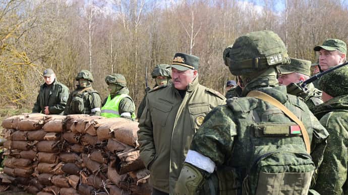 У розвідці Естонії відповіли на слова лукашенка про "підготовку до війни"