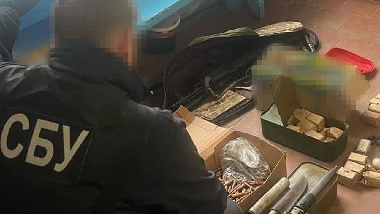 Намагались продати криміналітету трофейні гранатомети: СБУ затримала "чорних зброярів"