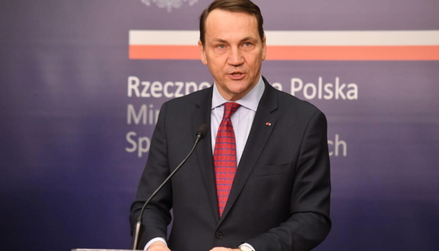 Глава МЗС Польщі застеріг від надмірного песимізму щодо підтримки Трампом України