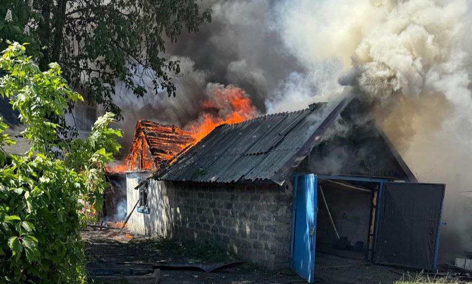 Росіяни обстріляли місто Гірник на Донеччині: 2 людей загинуло