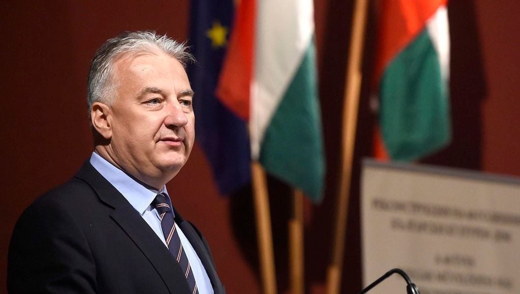 Угорщина не віддаватиме Україні військовозобов'язаних