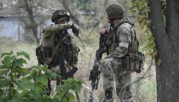 Військові рф взяли в полон цивільних із Вовчанської громади