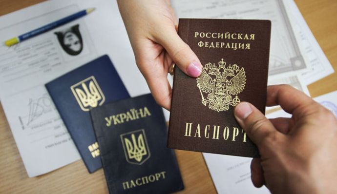 На окупованих територіях Запорізької області продовжили отримання паспорта рф за спрощеною процедурою