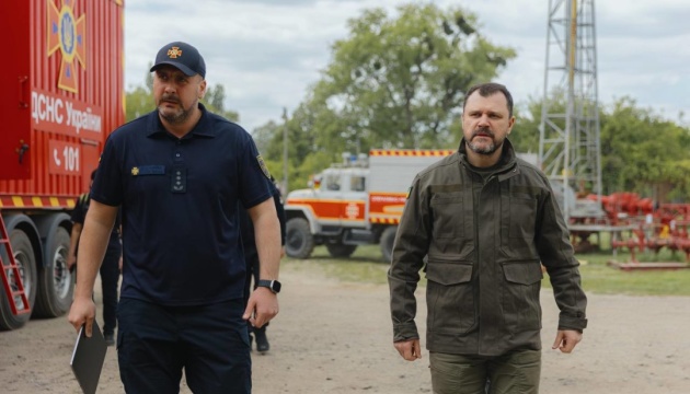 Клименко проінспектував роботу оперативної бази рятувального загону спецпризначення