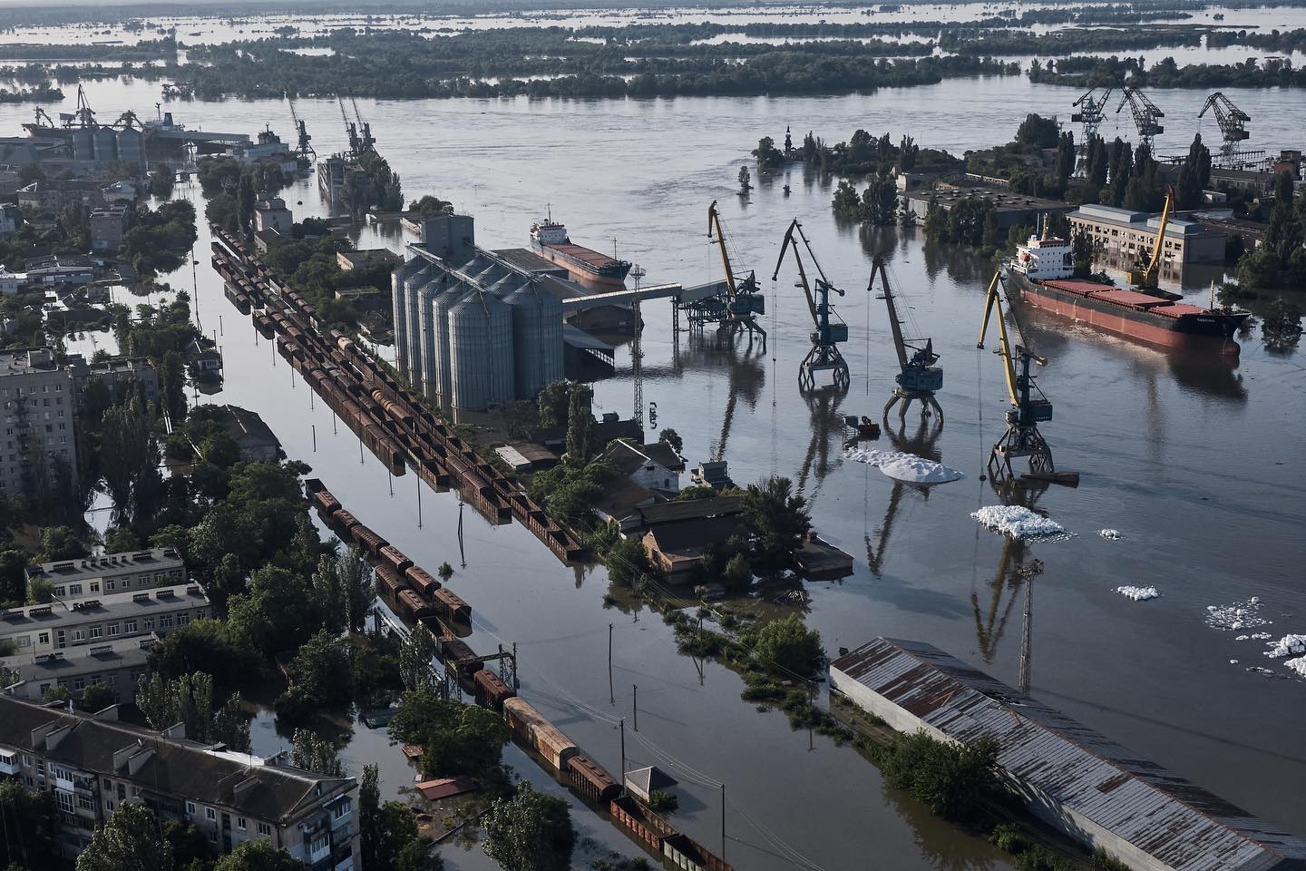 Росія має понести відповідальність за підрив Каховської ГЕС - Зеленський