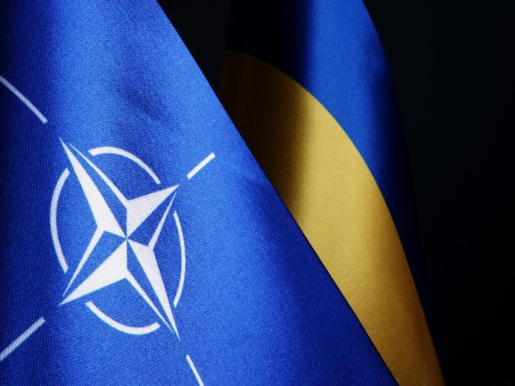 НАТО прагне розширити оборонні технології та обмін розвідданими з Україною