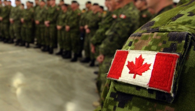 Канада не відправлятиме своїх військових інструкторів до України