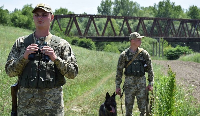 На Закарпатті через посилення охорони кордону ввели тимчасові обмеження