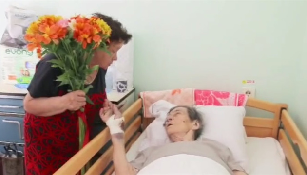 Поранену росіянами 102-річну жительку Херсона вже виписали з лікарні