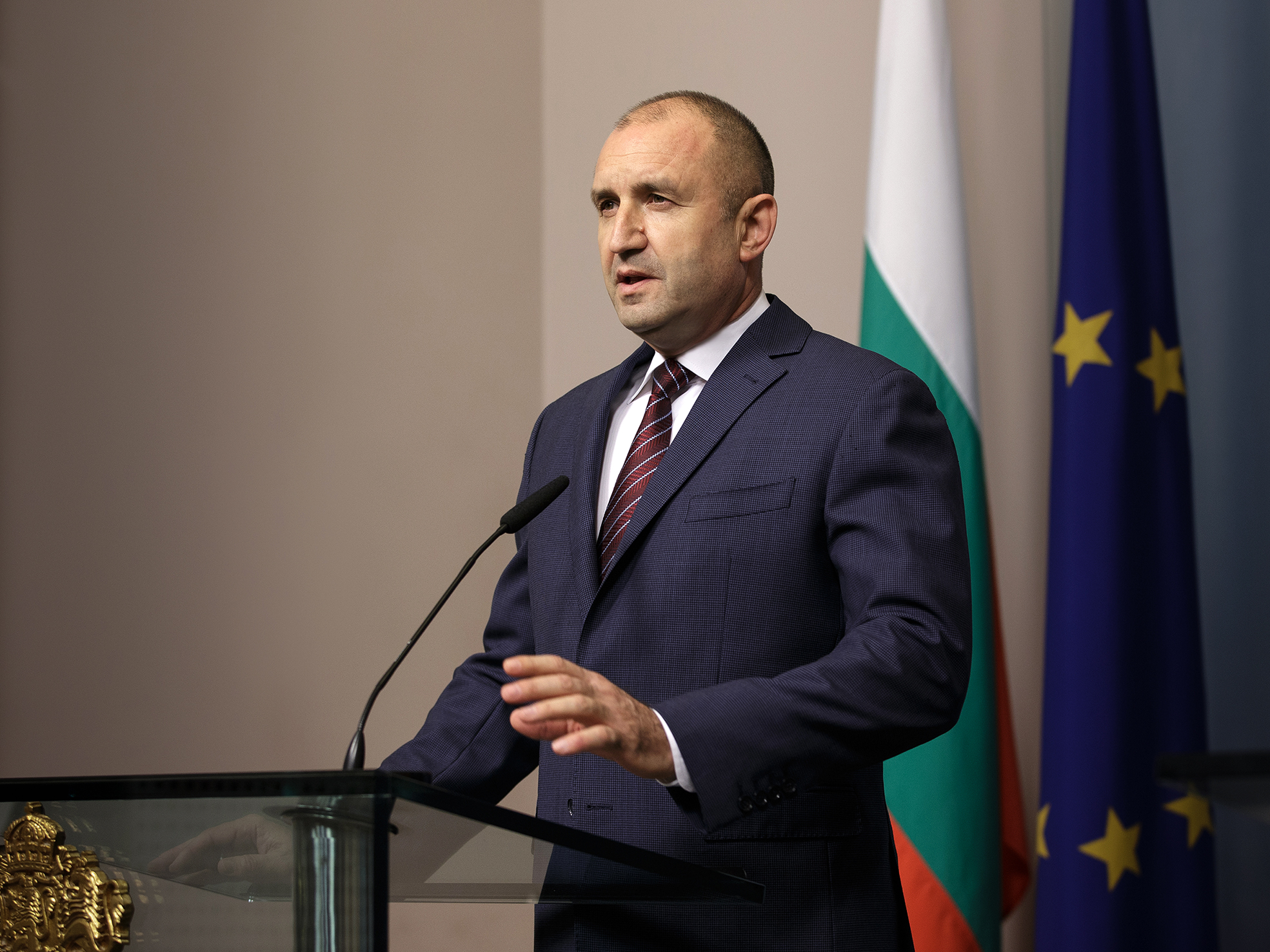 Президент Болгарії відмовився поїхати на саміт НАТО у Вашингтоні через свою позицію щодо підтримки України