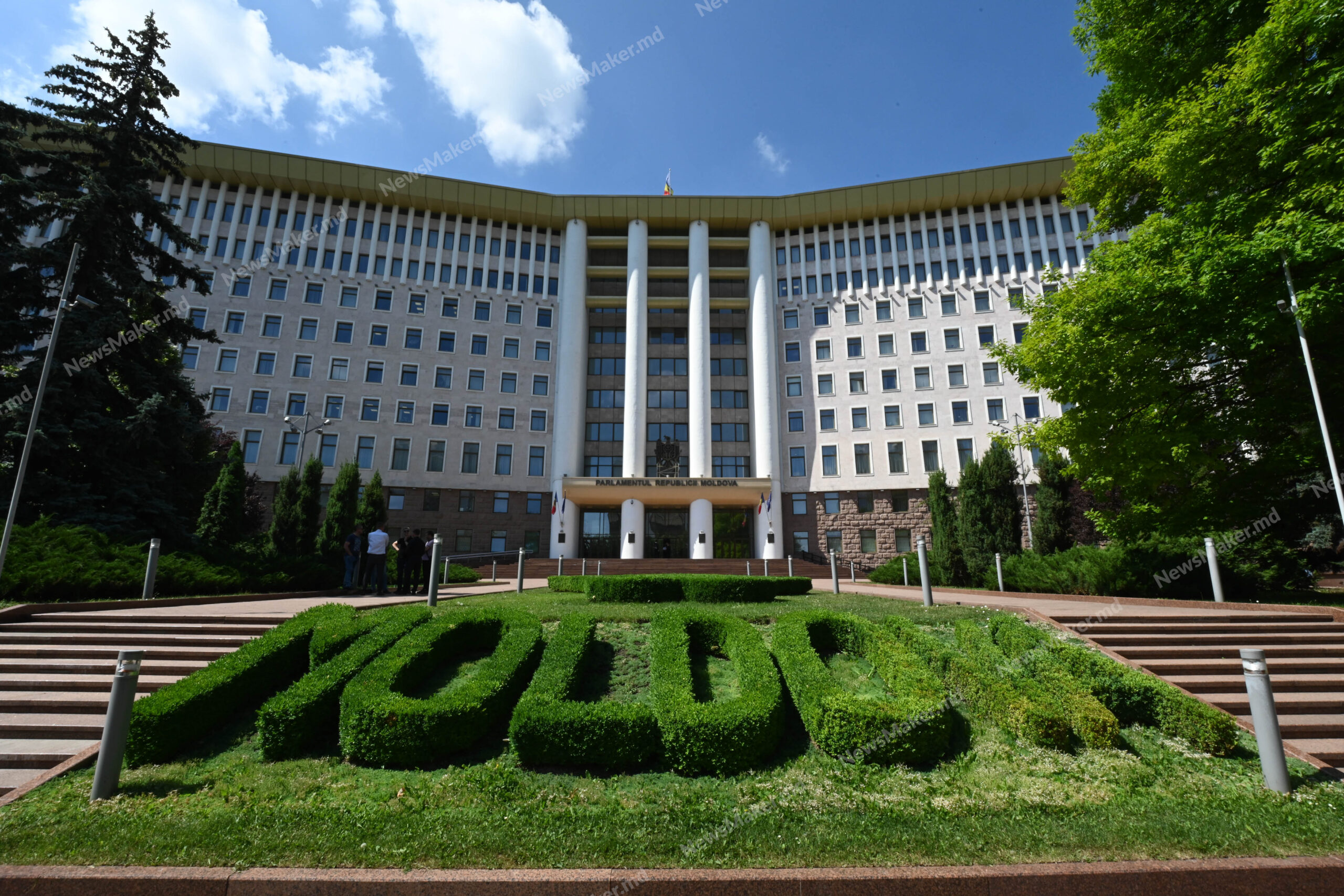 У парламенті Молдови проводять обшук у справі про держзраду