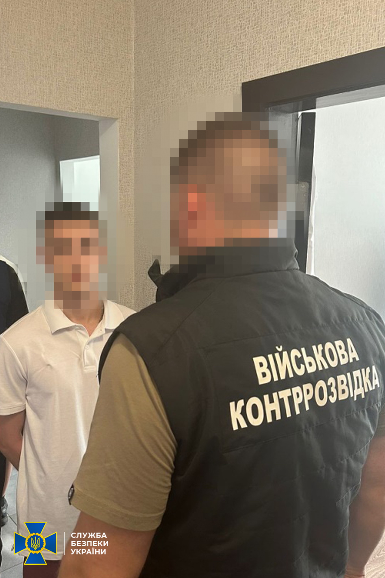На Хмельниччині затримали лідера банди, яка на замовлення Росії палила автівки ТЦК