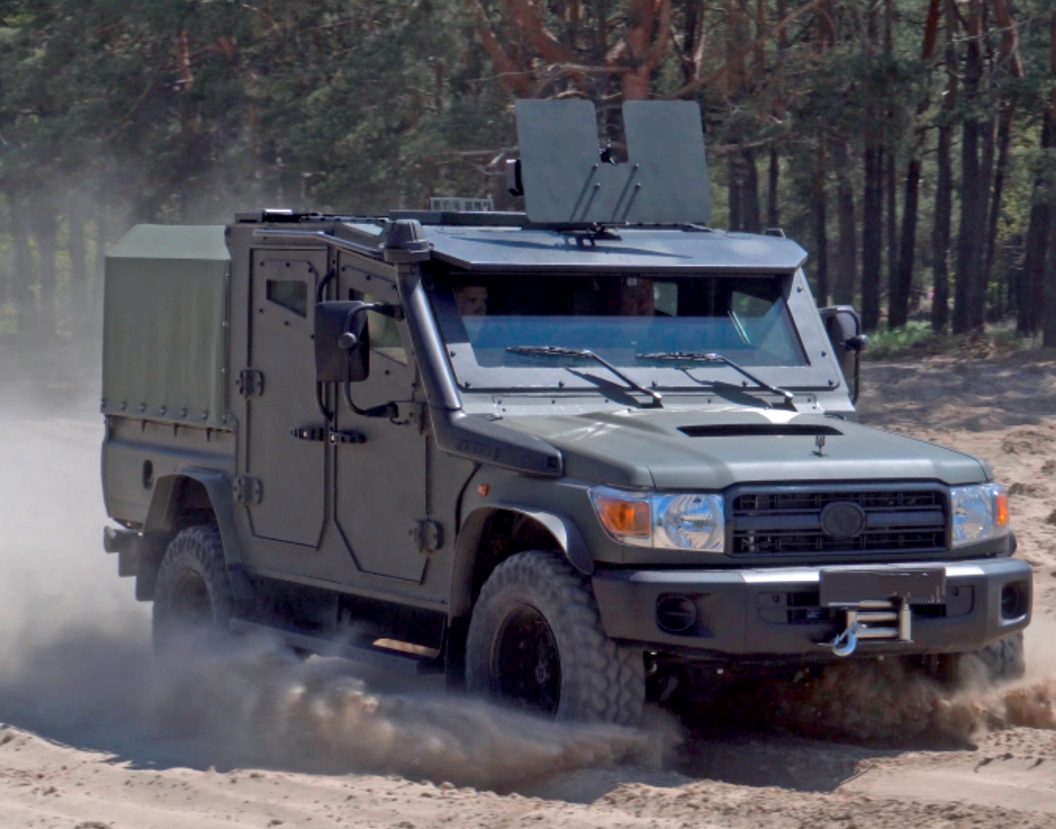 З початку року Сили оборони отримали 175 нових зразків автотранспорту, - Міноборони