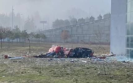 Медичний гелікоптер врізався в лікарню в Туреччині, є чотири загиблих