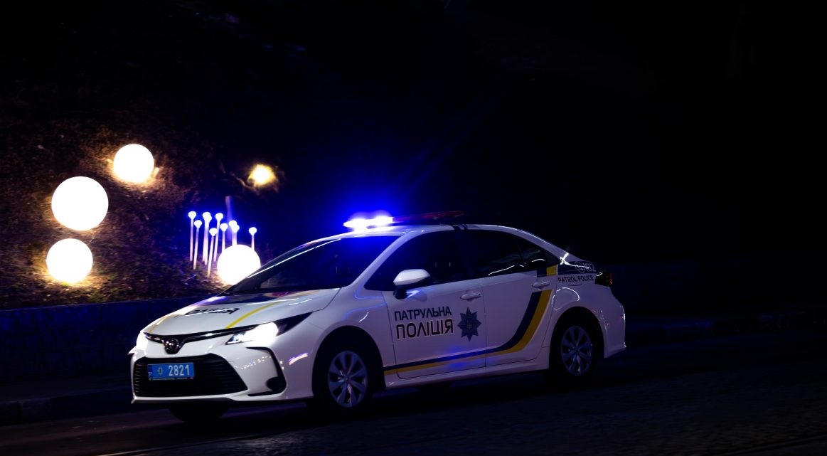 У новорічну ніч поліція затримала 300 осіб за порушення комендантської години