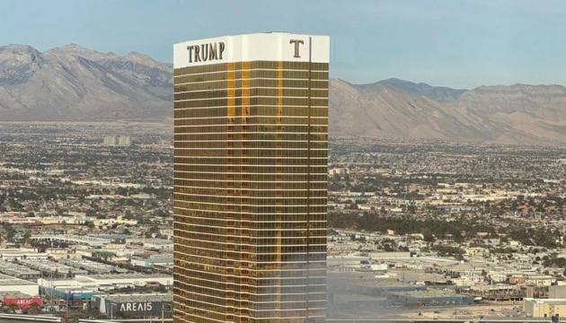 Tesla Cybertruck вибухнув біля Trump International Hotel в Лас-Вегасі