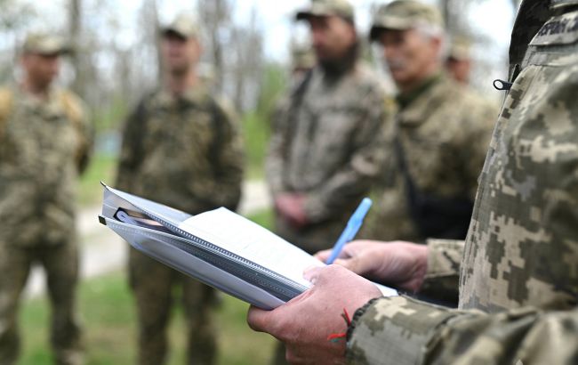 На Рівненщині група чоловіків напала на військових ТЦК під час перевірки документів