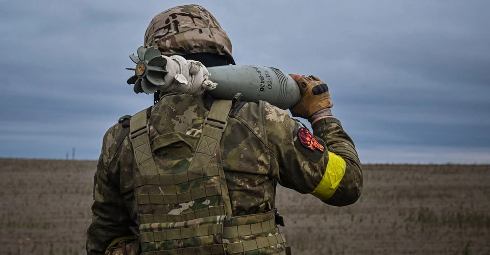 Українські військові розгромили дві колони ворожої техніки