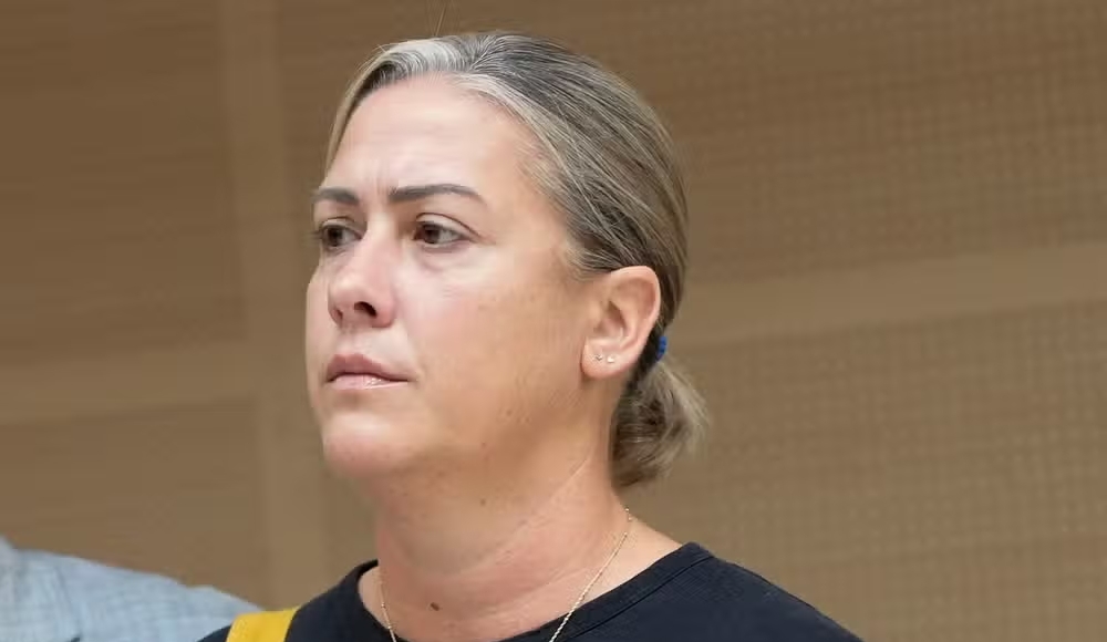 Справа Жизель Пеліко: донька француза, засудженого за організацію зґвалтувань дружини, подала позов проти батька