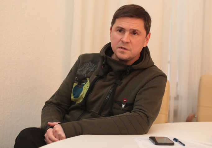 Подоляк вважає, що Україна мала рацію під час сварки в Білому домі