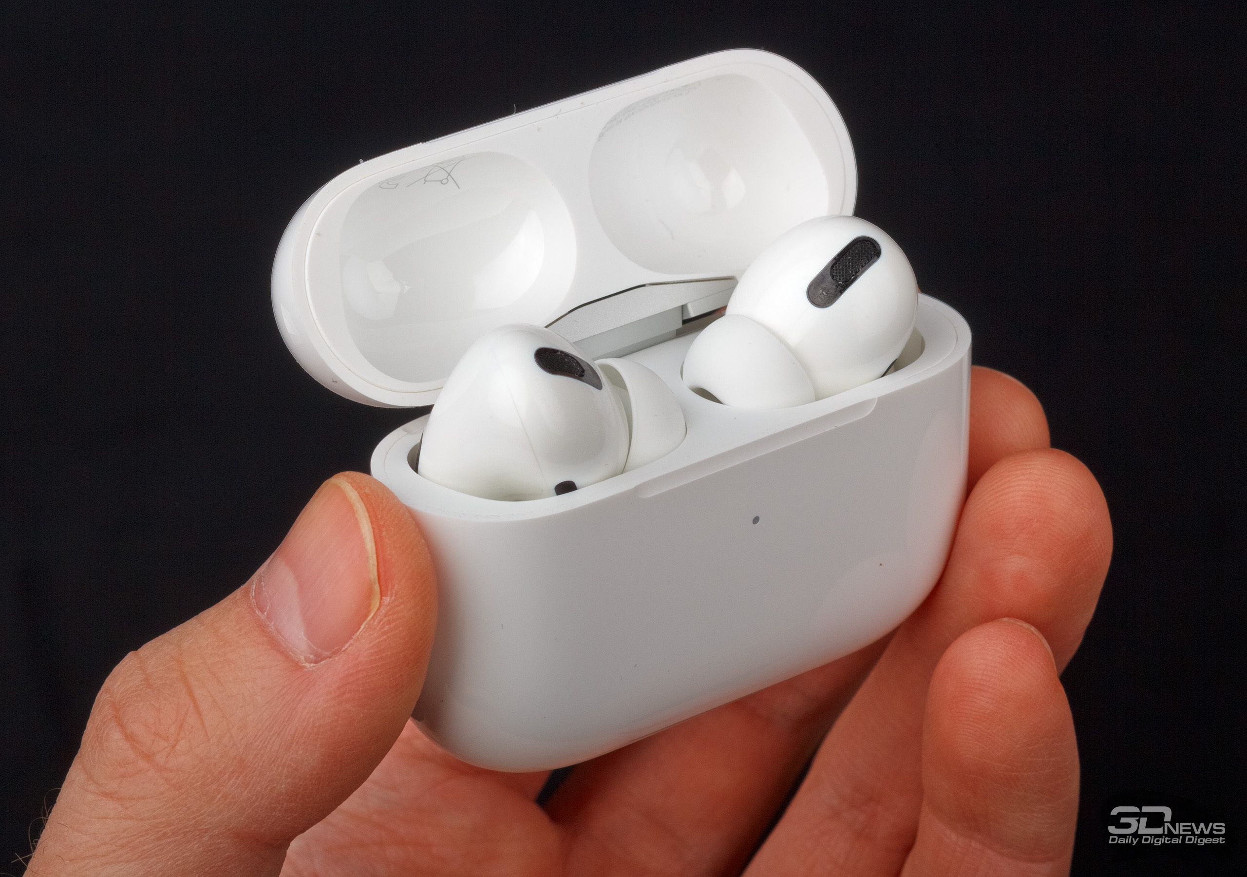 AirPods отримають функцію перекладу в реальному часі - Bloomberg