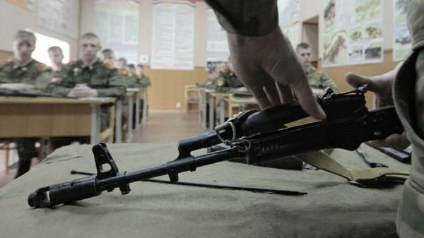 Росіяни провели курси підготовки до мобілізації для дітей із ТО Криму та Херсонщини - ЦНС