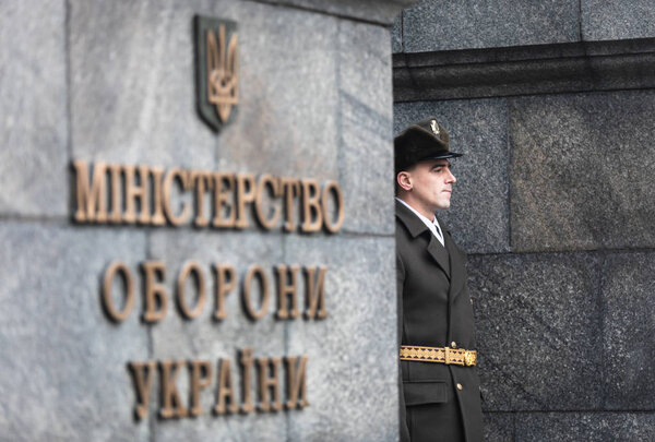 Міноборони хоче зʼєднати ДОТ та АОЗ після закінчення стану війни