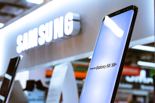 Samsung збільшив продажі завдяки митам Трампа